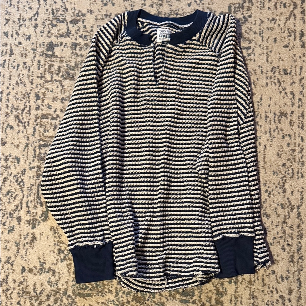 Aerie sweater - Picture 1 of 2